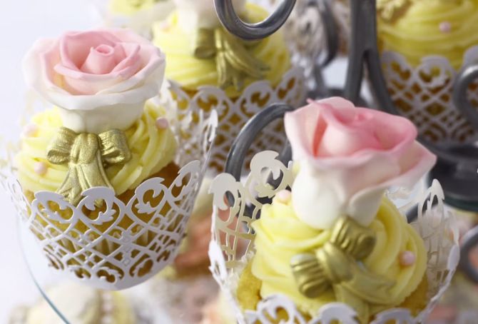 Dessert table