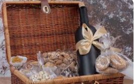 Treat hamper